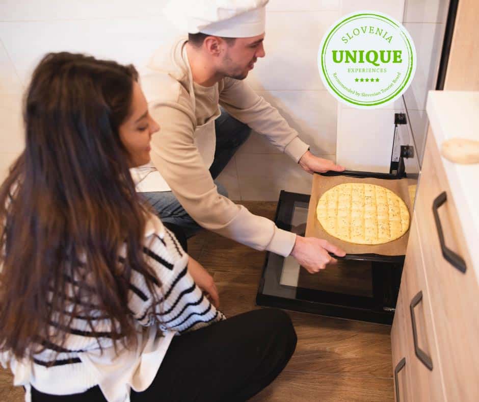 Peka belokranjske pogače